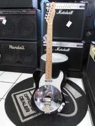 Imagem de Guitarra Triumph Telecaster Resonator Preta - TRS01